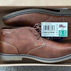 Steve Madden Tan Leather Chukka Boots